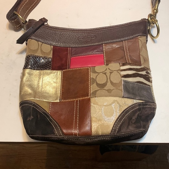 Vintage Coach Patchwork - Picture 1 of 6
